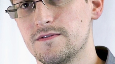 Edward_Snowden-2