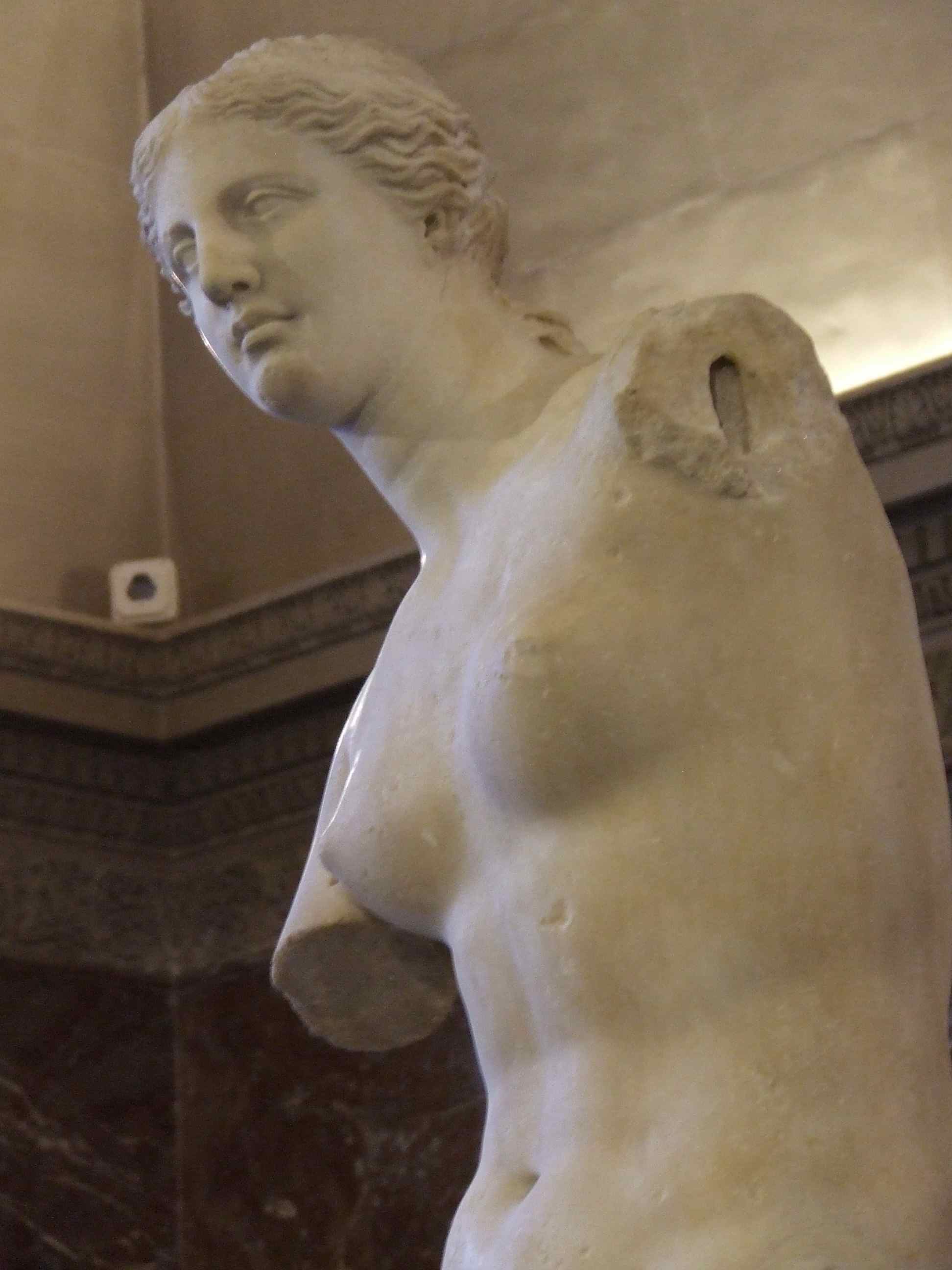 A Venus de Milo - Louvre
