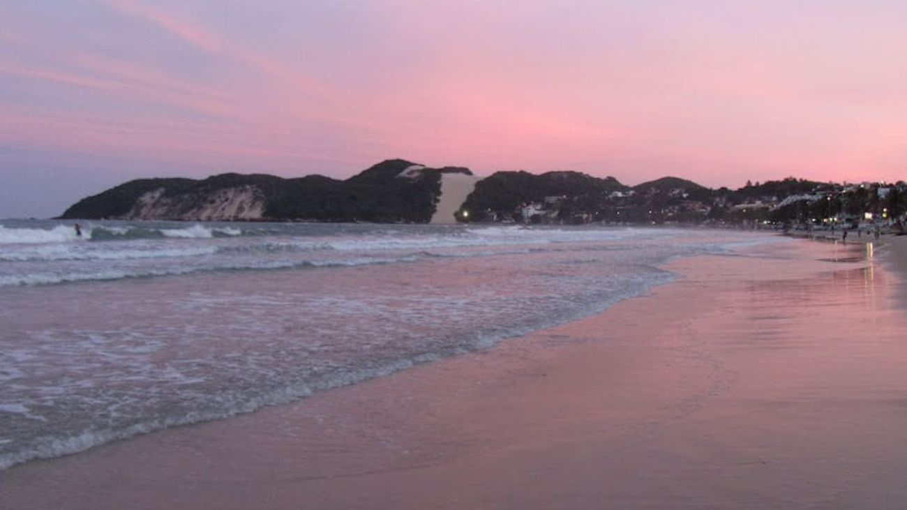 Entardecer em Ponta Negra, Natal 
/2012 Foto Mari Weigert